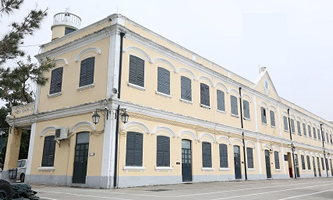 ���T������꠸ߵȌWУ