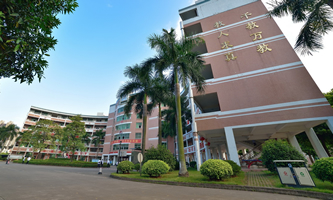 ��ɽ��혵^(q��)�ݹ��I(y��)���g(sh��)�W(xu��)У