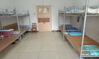 ���޵�һ�I(y��)���g(sh��)�W(xu��)У