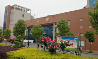 ���(y��ng)�׃������W(xu��)У