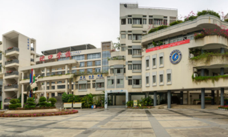 ��������ɽ�^(q��)�߿ڌWУ