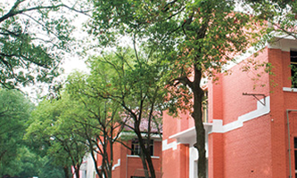 ���(y��ng)���h(yu��n)���е��I(y��)���g(sh��)�W(xu��)У