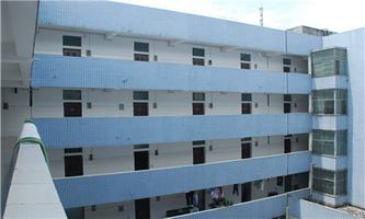 ����ʡ�����е�һ�I(y��)�еȌ��I(y��)�W(xu��)У