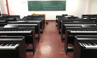 ������ĵ���Ϣ�����I(y��)�W(xu��)У