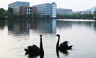 �������A�W(xu��)У