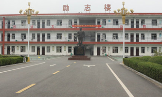 ���񹤘I(y��)�W(xu��)У