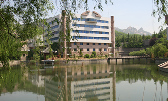 �й����u��ί�hУ