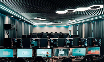 �����Ӣ�_�е��I(y��)���g�WУ