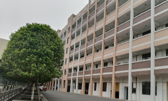 ����ʡ�����е�һ�I(y��)�еȌ��I(y��)�W(xu��)У