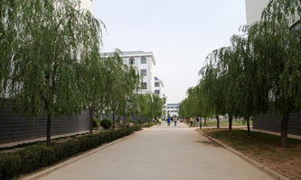 �Q���ЙC(j��)���Ϣ���̌W(xu��)У���Q�ڼ����W(xu��)Ժ��